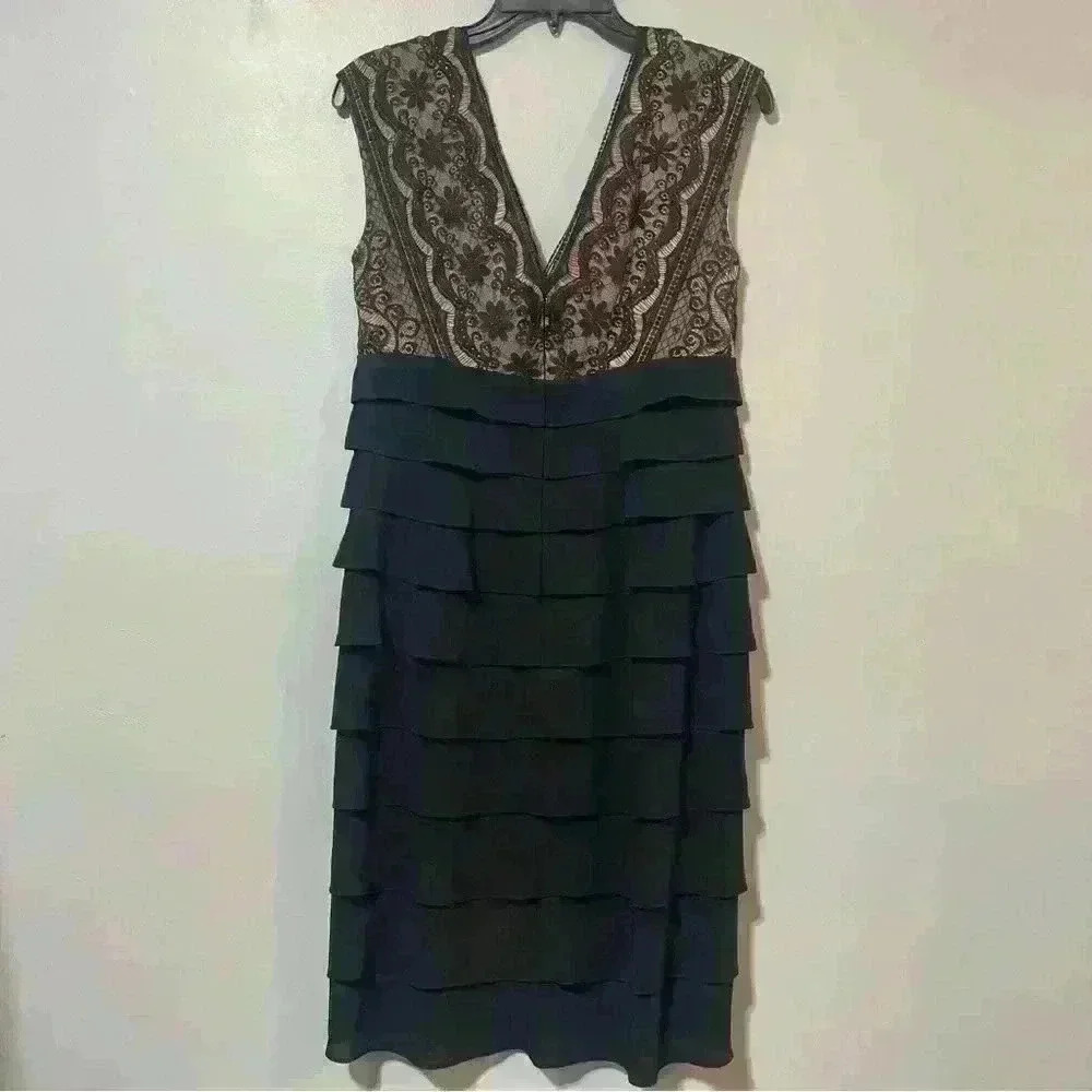 Women’s Adrianna Papell  Size 8 Black Lace & Ruffled V Neck Sheath Dress Party - Picture 2 of 8